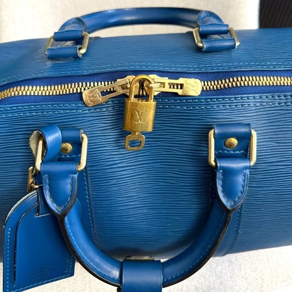 Authentic Louis Vuitton Keepall 45 blue Epi leather travel bag unisex - Picture 9 of 16